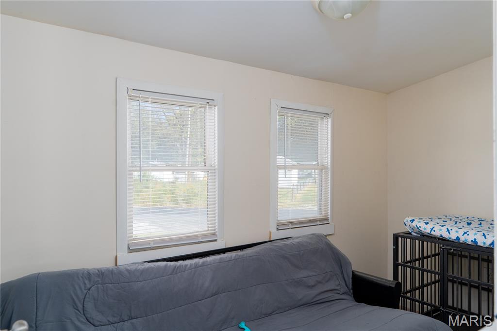 1732 Sycamore Street Granite City, IL 62040 - Photo 8 of 35