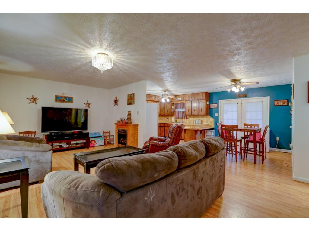 444 Fleming Road Kingsport, TN 37660 - Photo 15 of 26 Photo 15