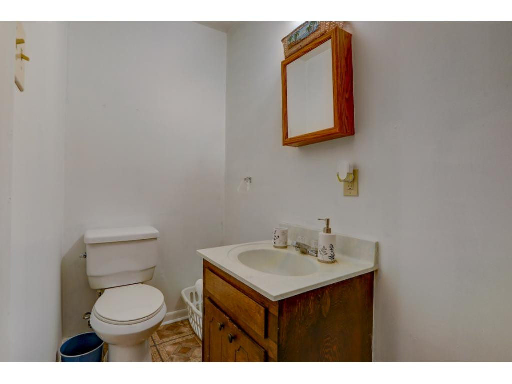 444 Fleming Road Kingsport, TN 37660 - Photo 19 of 26 Photo 19