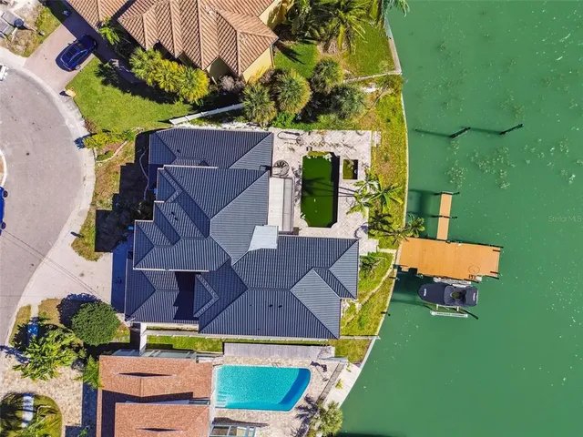 a view of a livingroom with furniture and hardwood floor