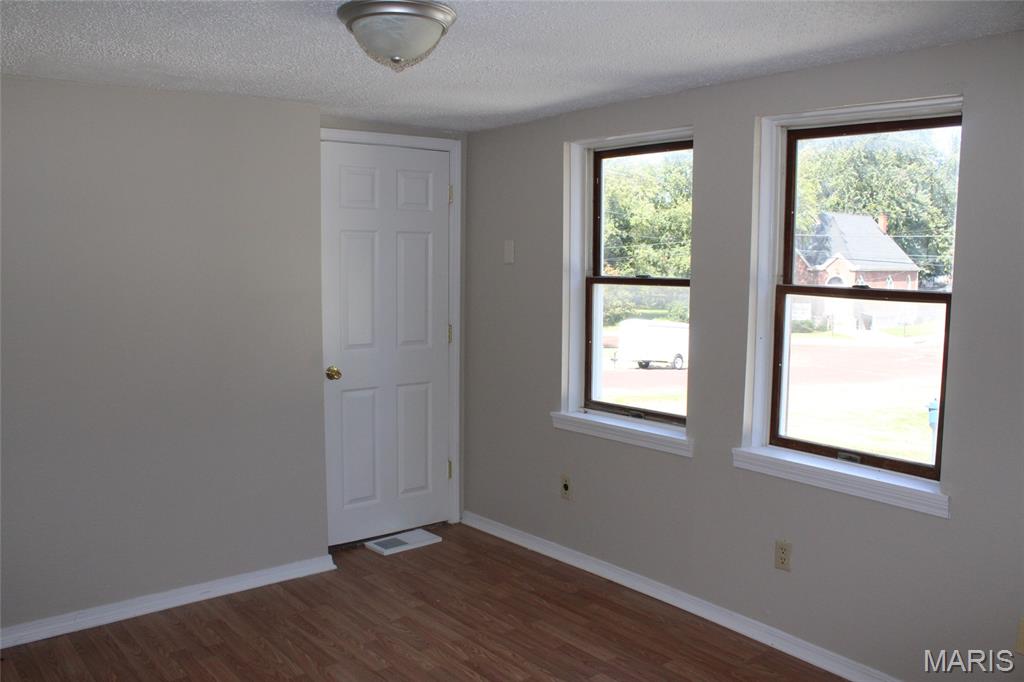 615 George Street Alton, IL 62002 - Photo 11 of 35 Gallery Image 11