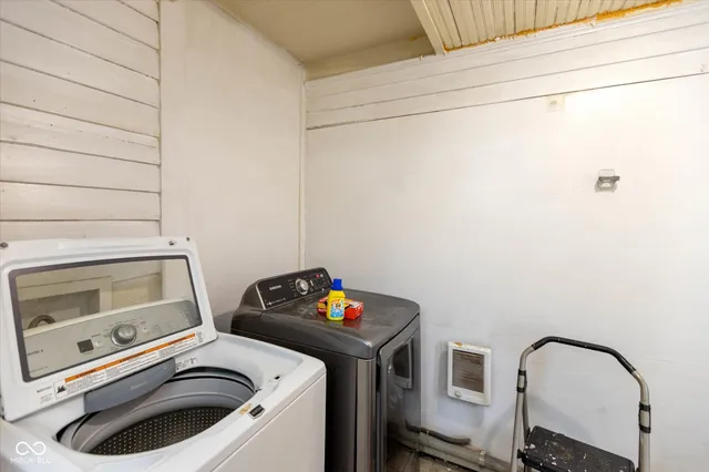 $124,900 | 1359 Edgemont Avenue, Indianapolis, IN 46208