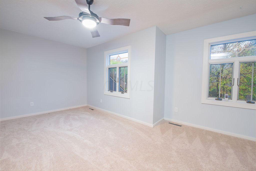 2192 Sandover Road Columbus, OH 43220 - Photo 20 of 30