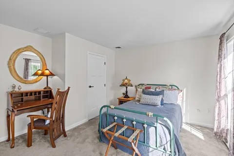 $845,000 | 5 Nottingham Way, Freetown, MA 02702