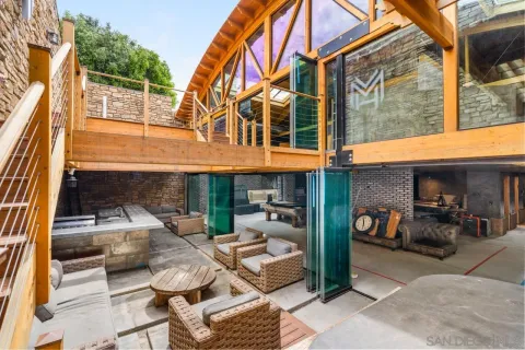 $2,700,000 | 843 Tenth Avenue, Unit A & B, San Diego, CA 92101