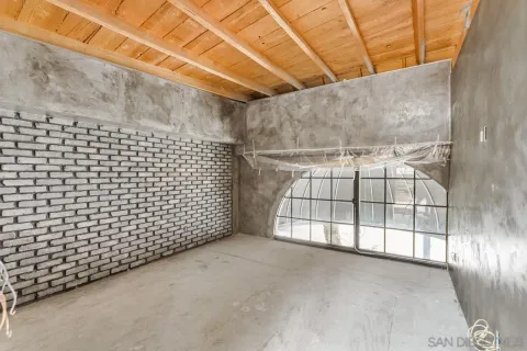 $2,700,000 | 843 Tenth Avenue, Unit A & B, San Diego, CA 92101