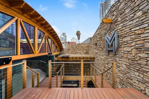 $2,700,000 | 843 Tenth Avenue, Unit A & B, San Diego, CA 92101