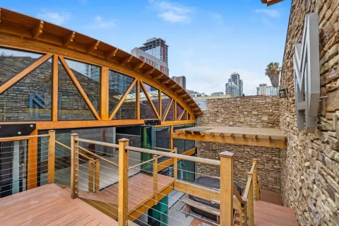 $2,700,000 | 843 Tenth Avenue, Unit A & B, San Diego, CA 92101