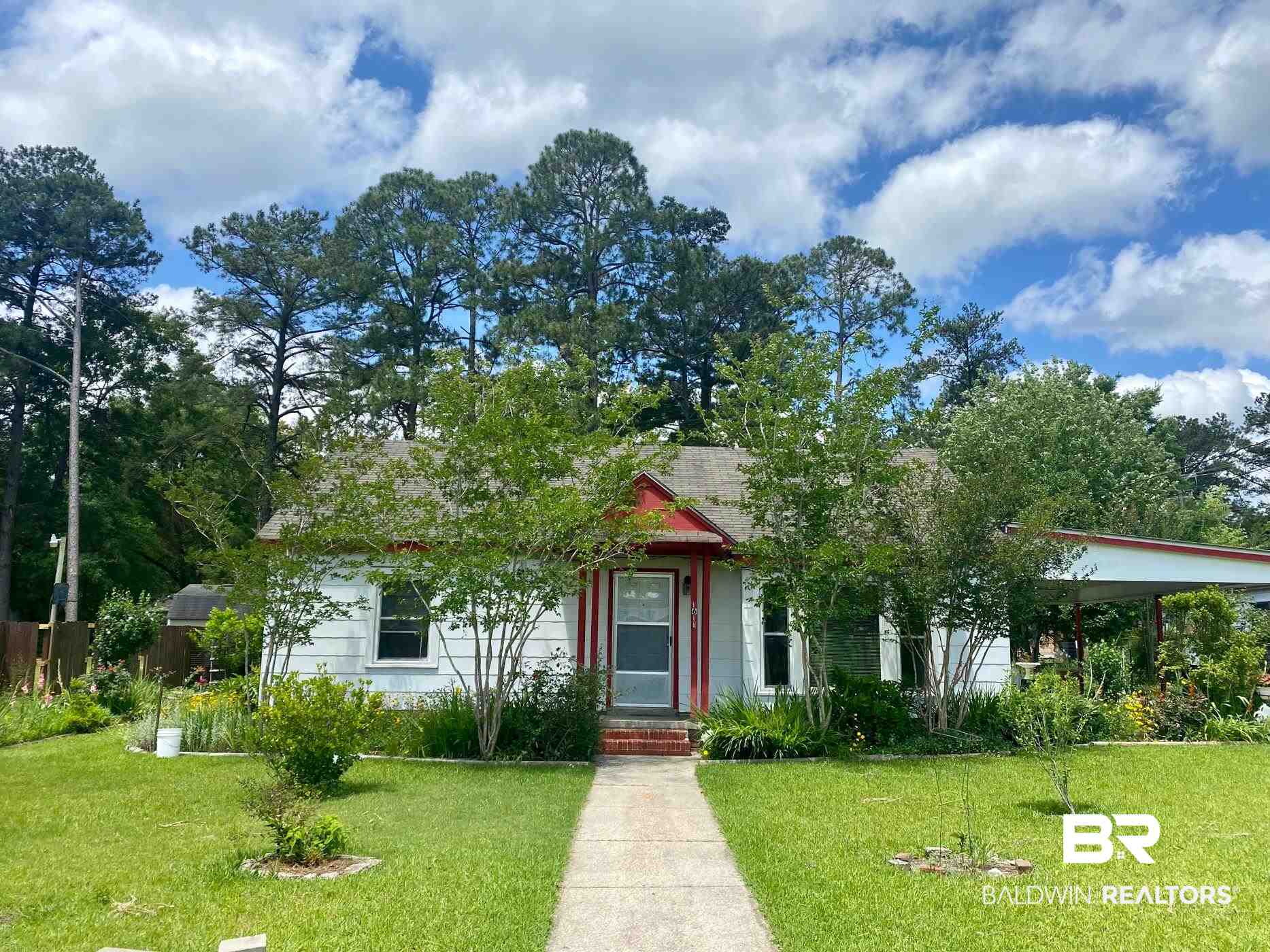 1611 Douglas Avenue Brewton, AL 36426 - Photo 1 of 13
