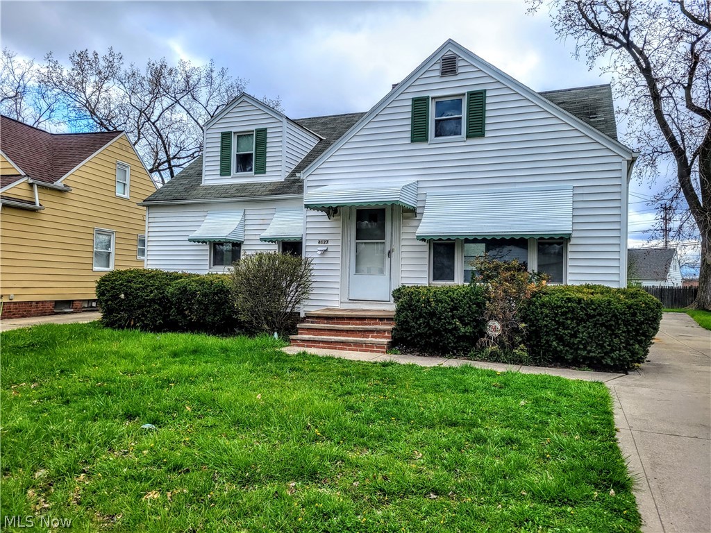4127 Lowden Road Cleveland, OH 44121 - Photo 1 of 14 Gallery Image 1