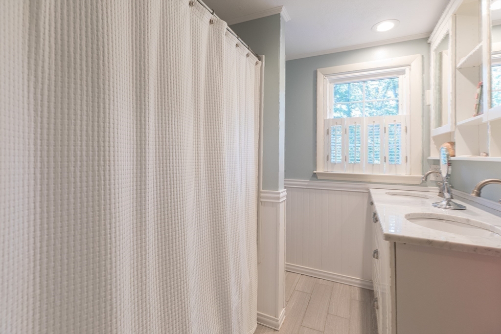 20 Bayberry Road Danvers, MA 01923 - Photo 18 of 33 Gallery Image 18