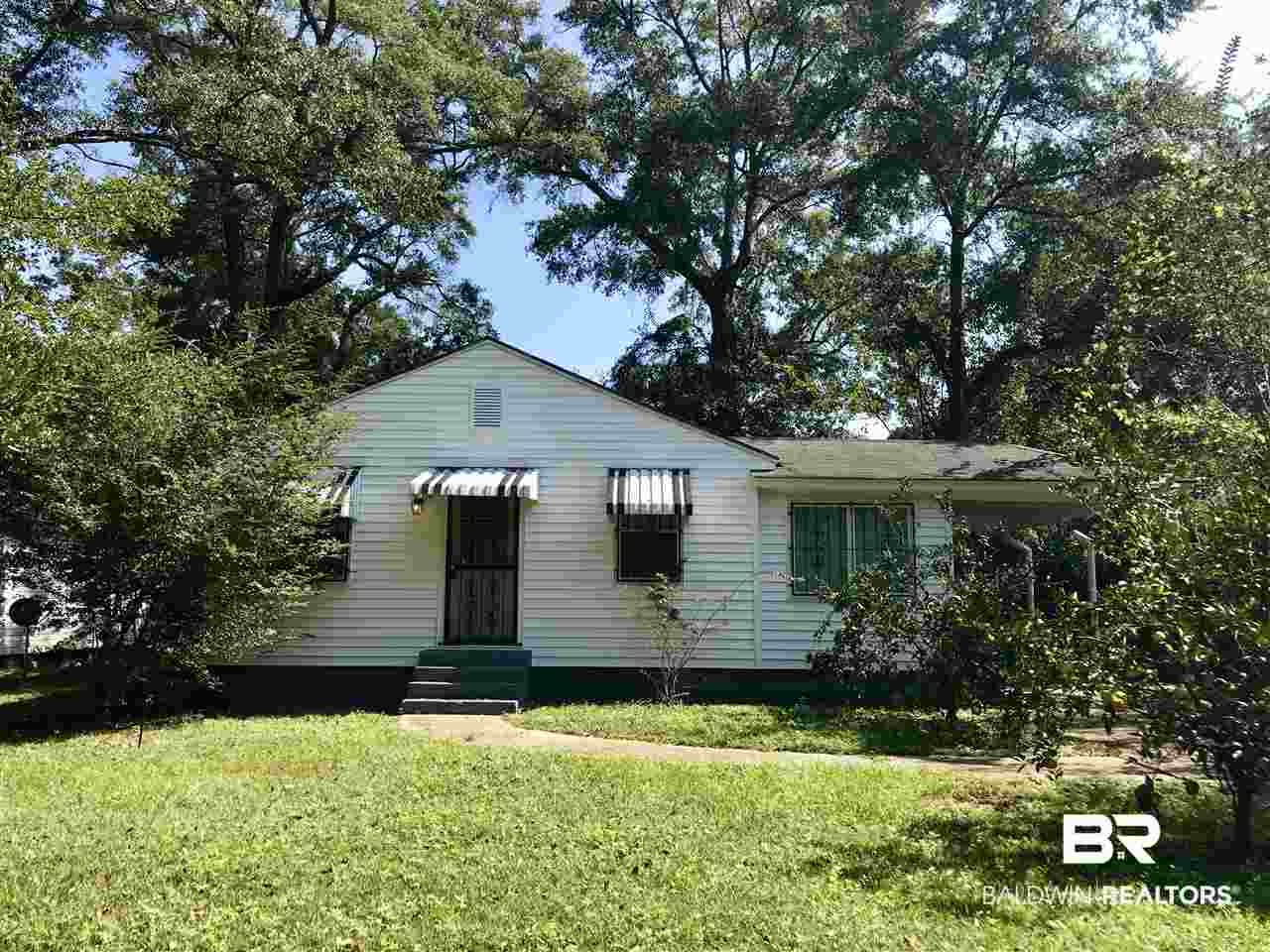 108 Village Circle West Mobile, AL 36608 - Photo 2 of 8