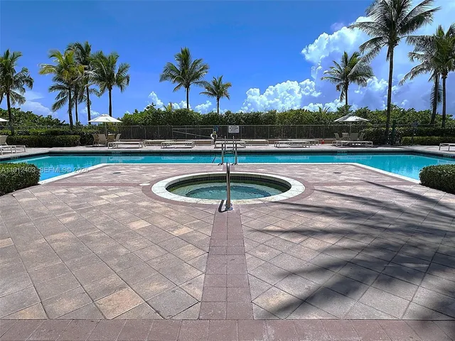 $6,500 | 2080 South Ocean Drive, Unit MPH12, Hallandale Beach, FL 33009