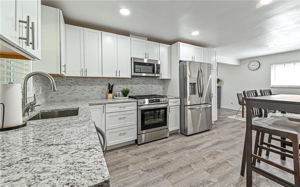 830 Sherwood Road Pittsburgh, PA 15221 - Photo 11 of 42