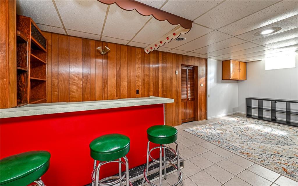 830 Sherwood Road Pittsburgh, PA 15221 - Photo 22 of 42
