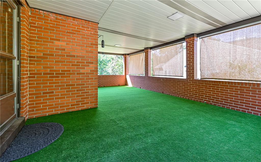 830 Sherwood Road Pittsburgh, PA 15221 - Photo 33 of 42