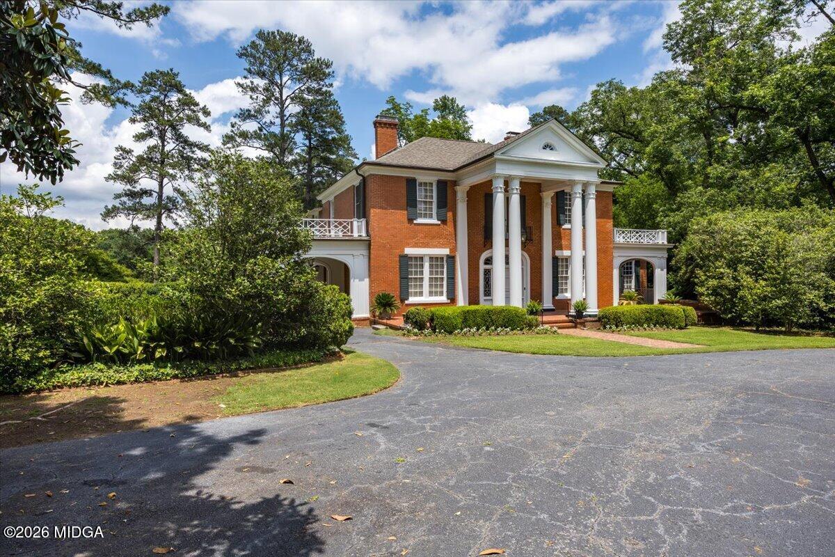 4727 Rivoli Drive Macon, GA 31210 - Photo 2 of 52 01-5W7A7342