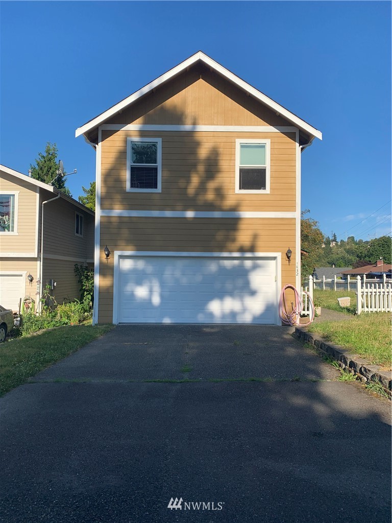 1432 Shattuck Avenue South Renton, WA 98055 - Photo 2 of 19 Gallery Image 2