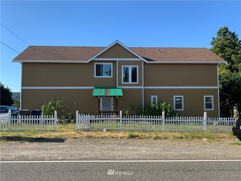 1432 Shattuck Avenue South Renton, WA 98055 - Photo 17 of 19 Gallery Image 17