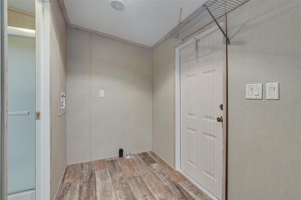 181 Sondra Lin Boulevard Decatur, TX 76234 - Photo 13 of 24 Gallery Image 13