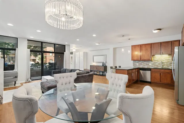 $335,000 | 2518 North Willetts Court, Unit GS, Chicago, IL 60647