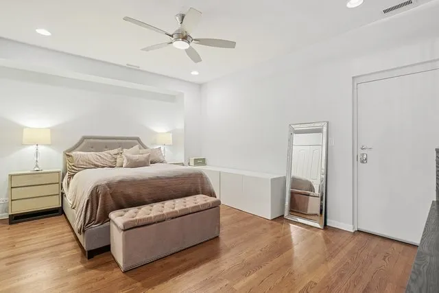 $335,000 | 2518 North Willetts Court, Unit GS, Chicago, IL 60647