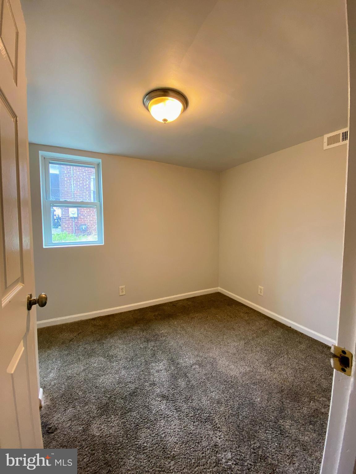 3927 R Street Southeast Washington, DC 20020 - Photo 15 of 48 Gallery Image 15