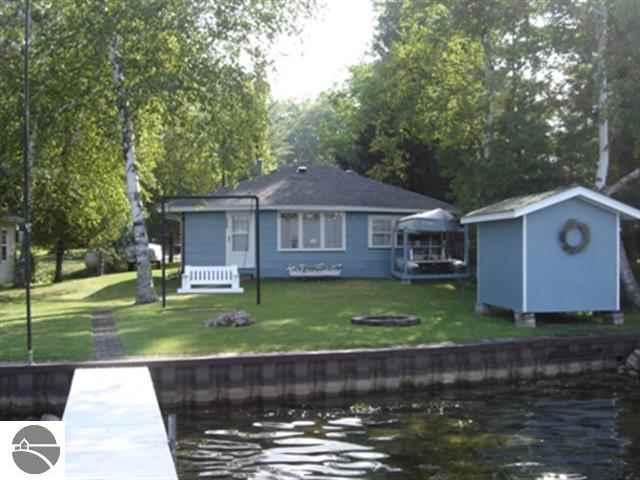 2555 Pine Ridge Road Lupton, MI 48635 - Photo 3 of 11 1745992-2.JPG