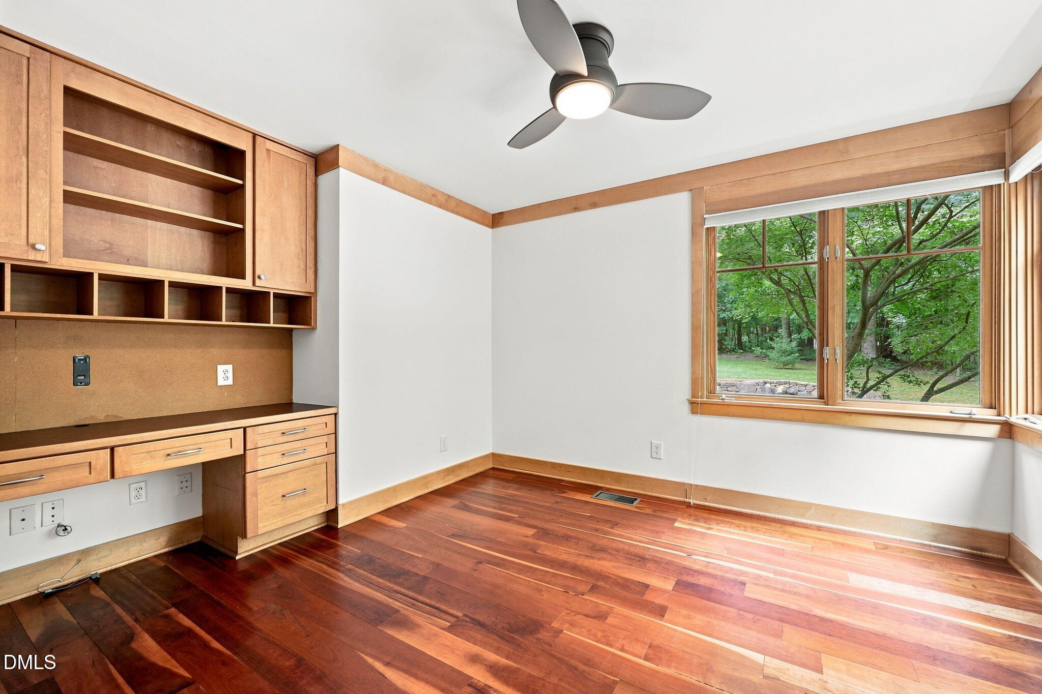 2219 Ridgewood Road Chapel Hill, NC 27516 - Photo 9 of 75 24-web-or-mls-IMG_3092