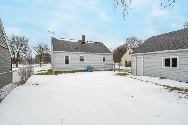 $227,000 | 1717 West Franklin Street, Appleton, WI 54914