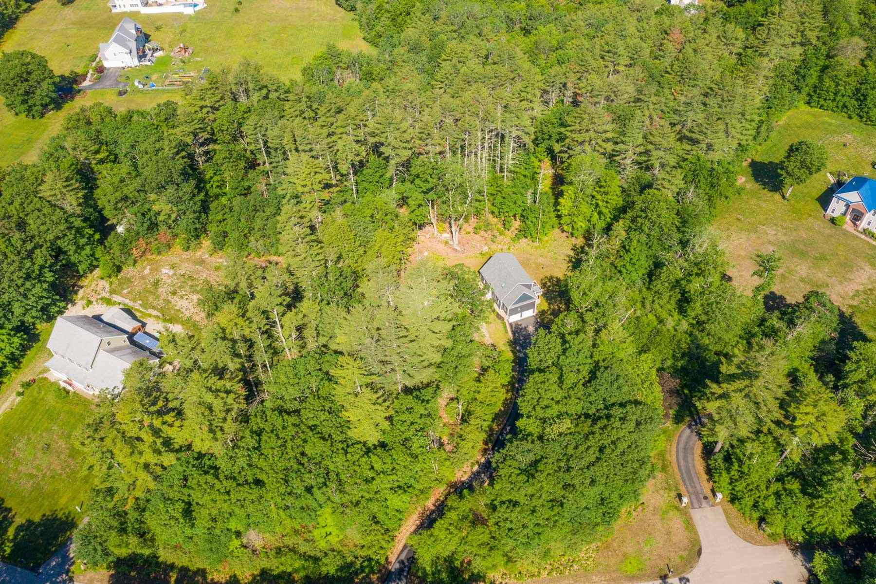 33 Mills Falls Road Barrington, NH 03825 - Photo 3 of 39