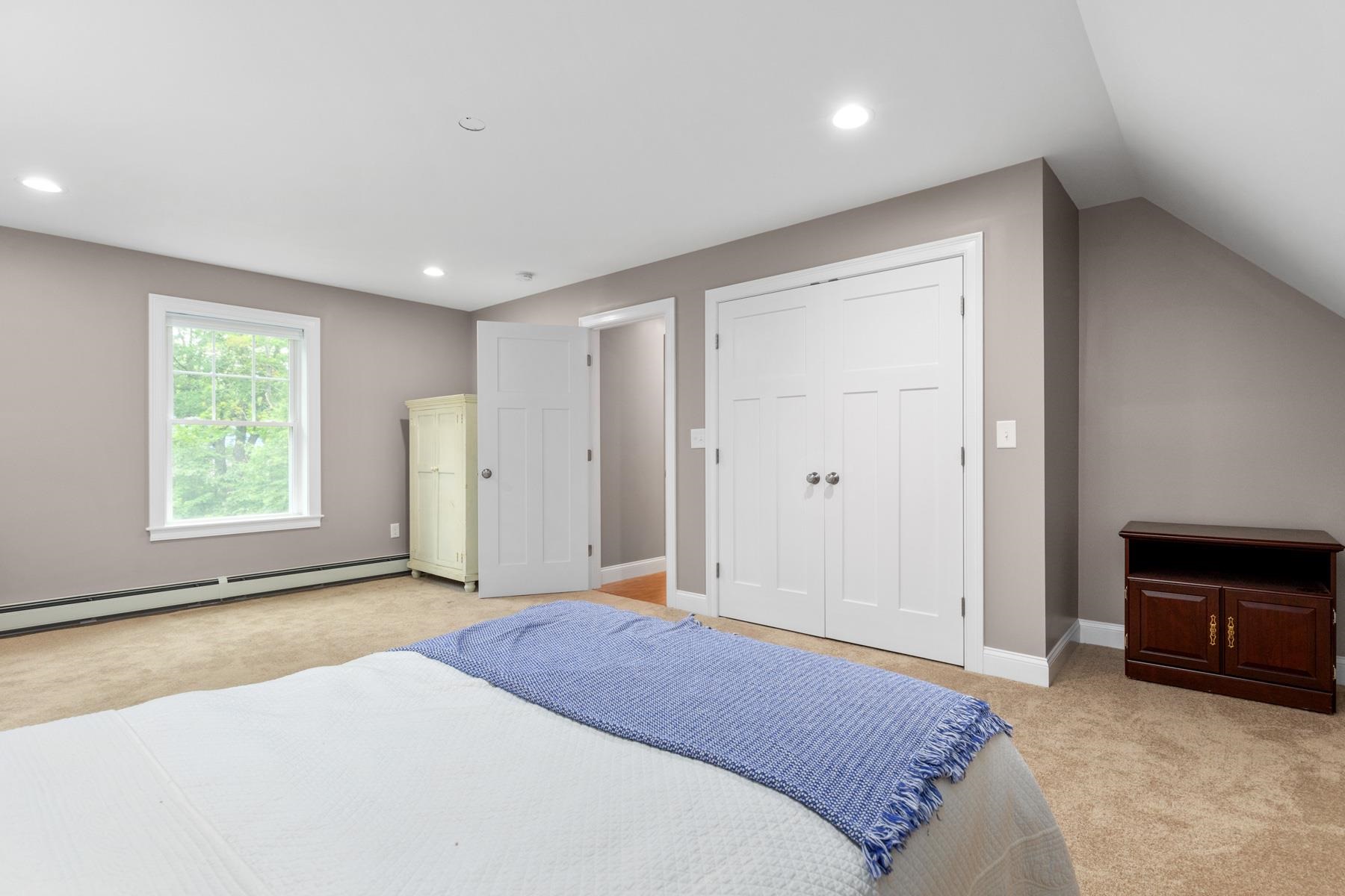 33 Mills Falls Road Barrington, NH 03825 - Photo 21 of 39