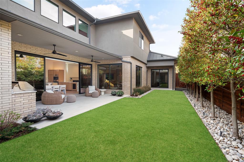 5000 Hanover Avenue Dallas, TX 75209 - Photo 28 of 36 a view of a house with backyard porch and sitting area