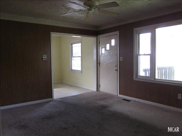 2110 Spaulding Road Monroe, MI 48162 - Photo 4 of 12 20019962-3.JPG