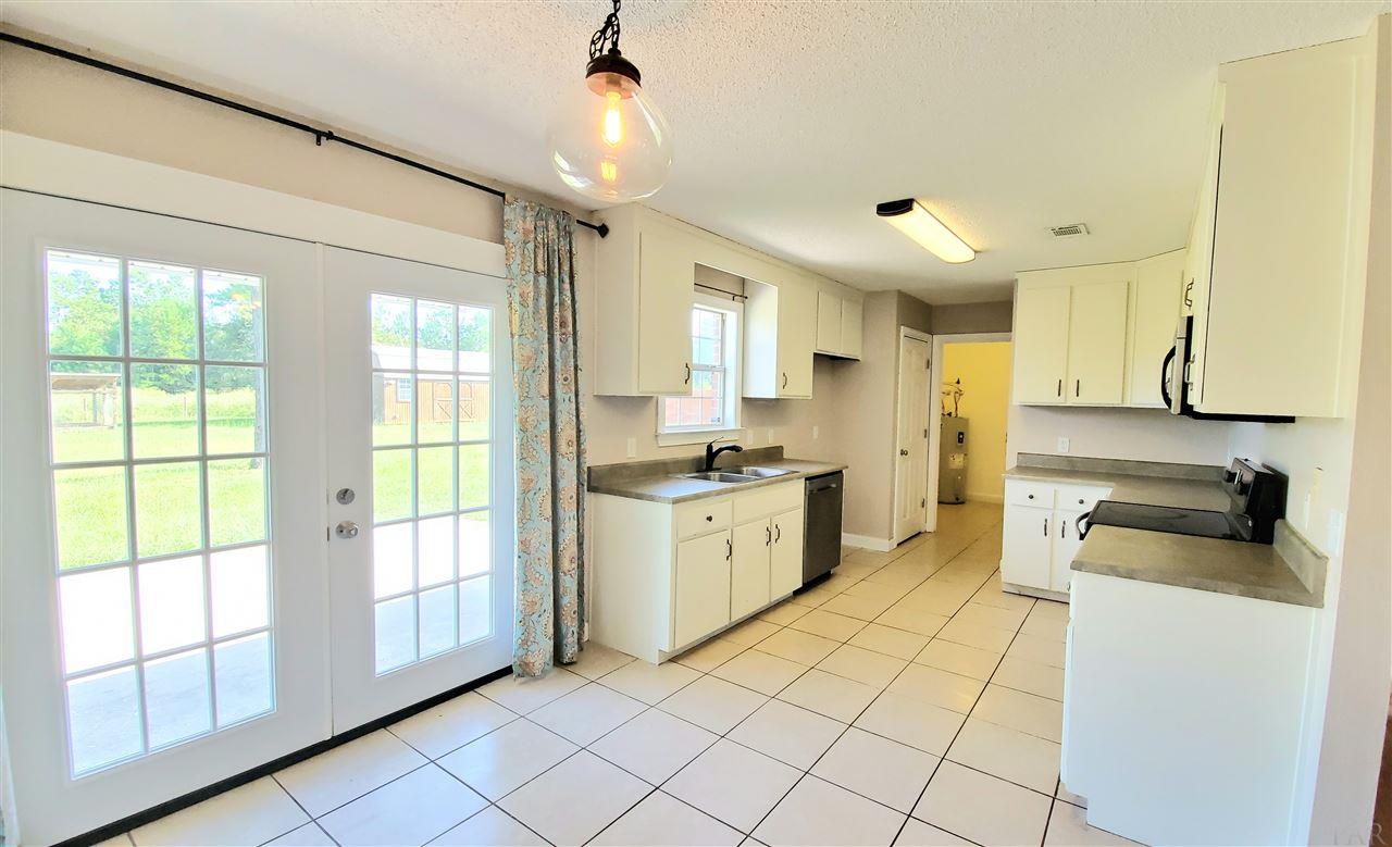 2172 Sid Hayes Road Jay, FL 32565 - Photo 13 of 36 Gallery Image 13