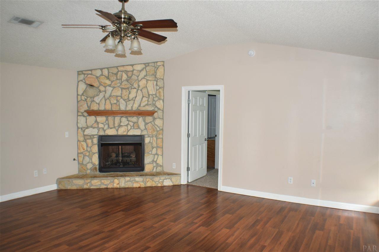 2172 Sid Hayes Road Jay, FL 32565 - Photo 10 of 36 Gallery Image 10
