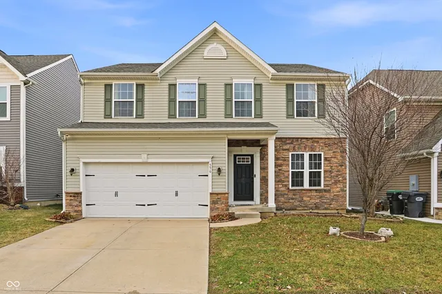 $405,000 | 556 Dietz Drive, Greenwood, IN 46143