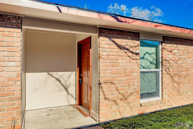 $1,050 | 8113 Jefferson Park Drive, Baton Rouge, LA 70817