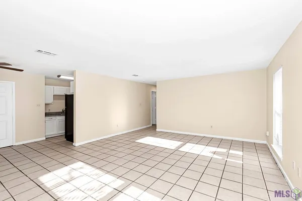 $1,000 | 8113 Jefferson Park Drive, Baton Rouge, LA 70817