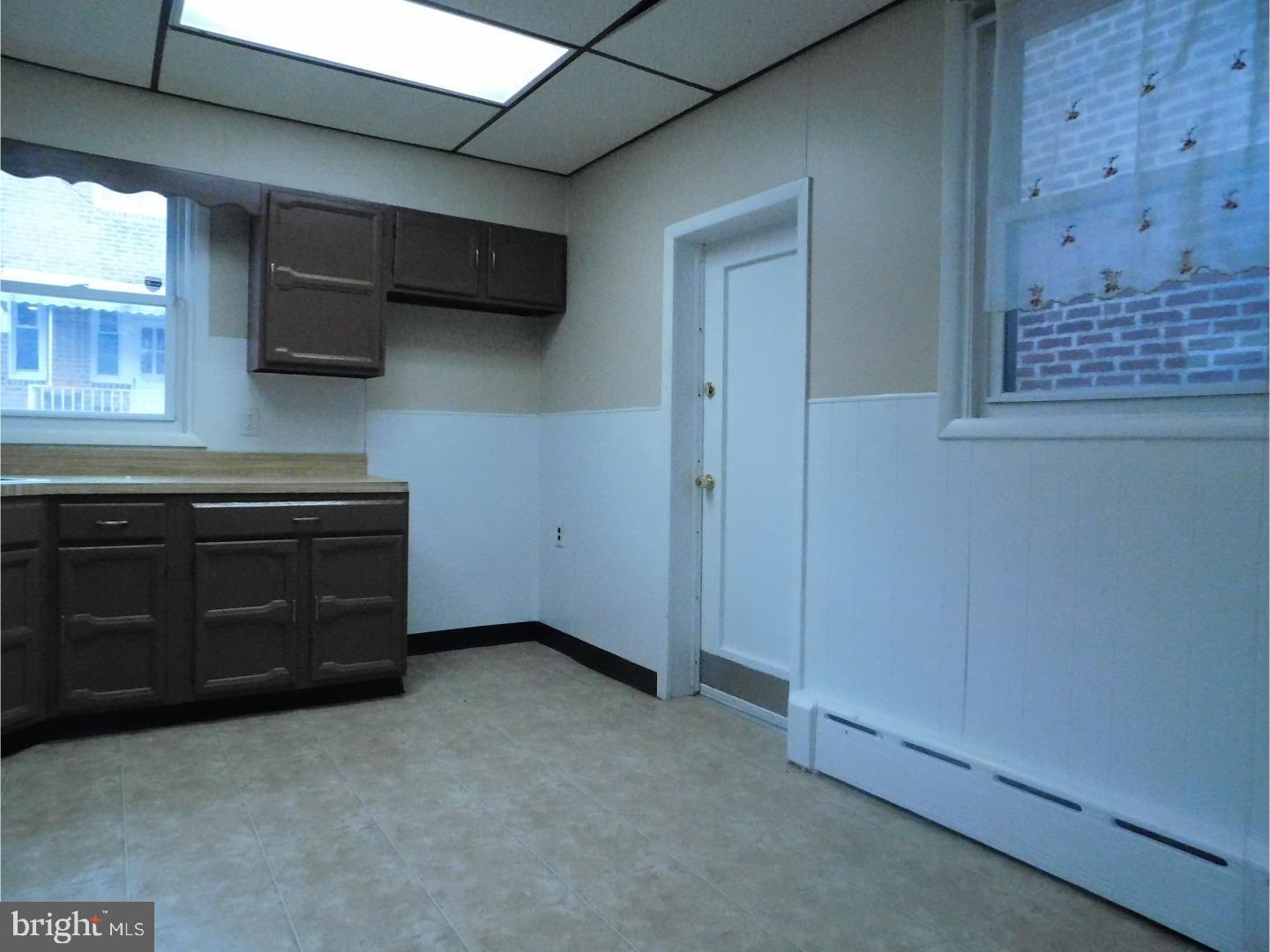 223 Sanford Road Upper Darby, PA 19082 - Photo 6 of 14
