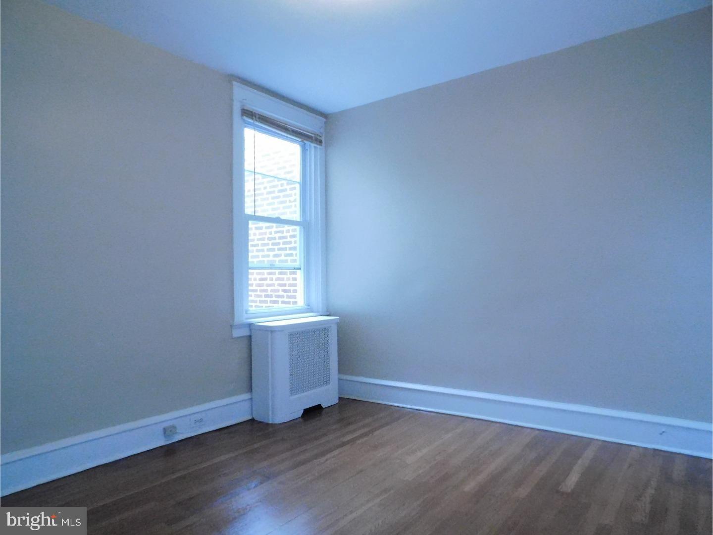 223 Sanford Road Upper Darby, PA 19082 - Photo 10 of 14