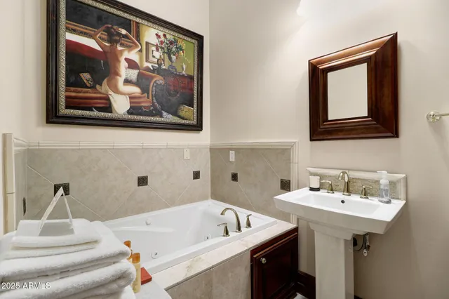 $25,000 | 10620 North Miller Road, Scottsdale, AZ 85260