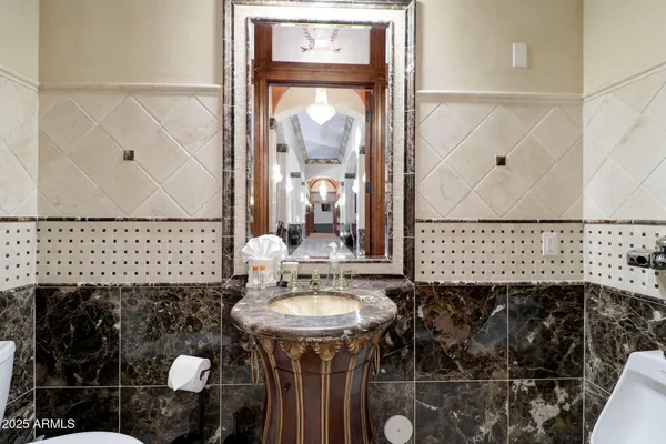 $25,000 | 10620 North Miller Road, Scottsdale, AZ 85260