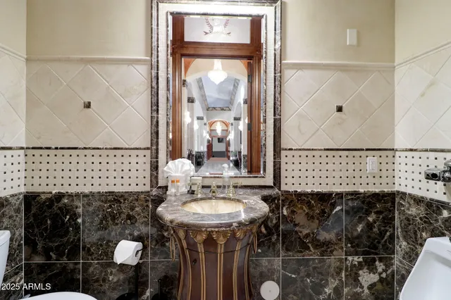 $25,000 | 10620 North Miller Road, Scottsdale, AZ 85260