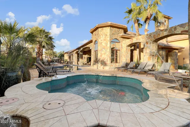 $25,000 | 10620 North Miller Road, Scottsdale, AZ 85260