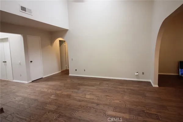 $3,895 | 25433 Plaza Escovar, Valencia, CA 91355
