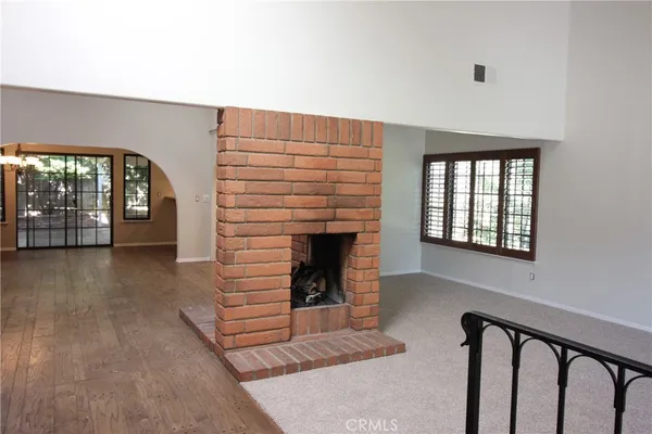 $3,895 | 25433 Plaza Escovar, Valencia, CA 91355