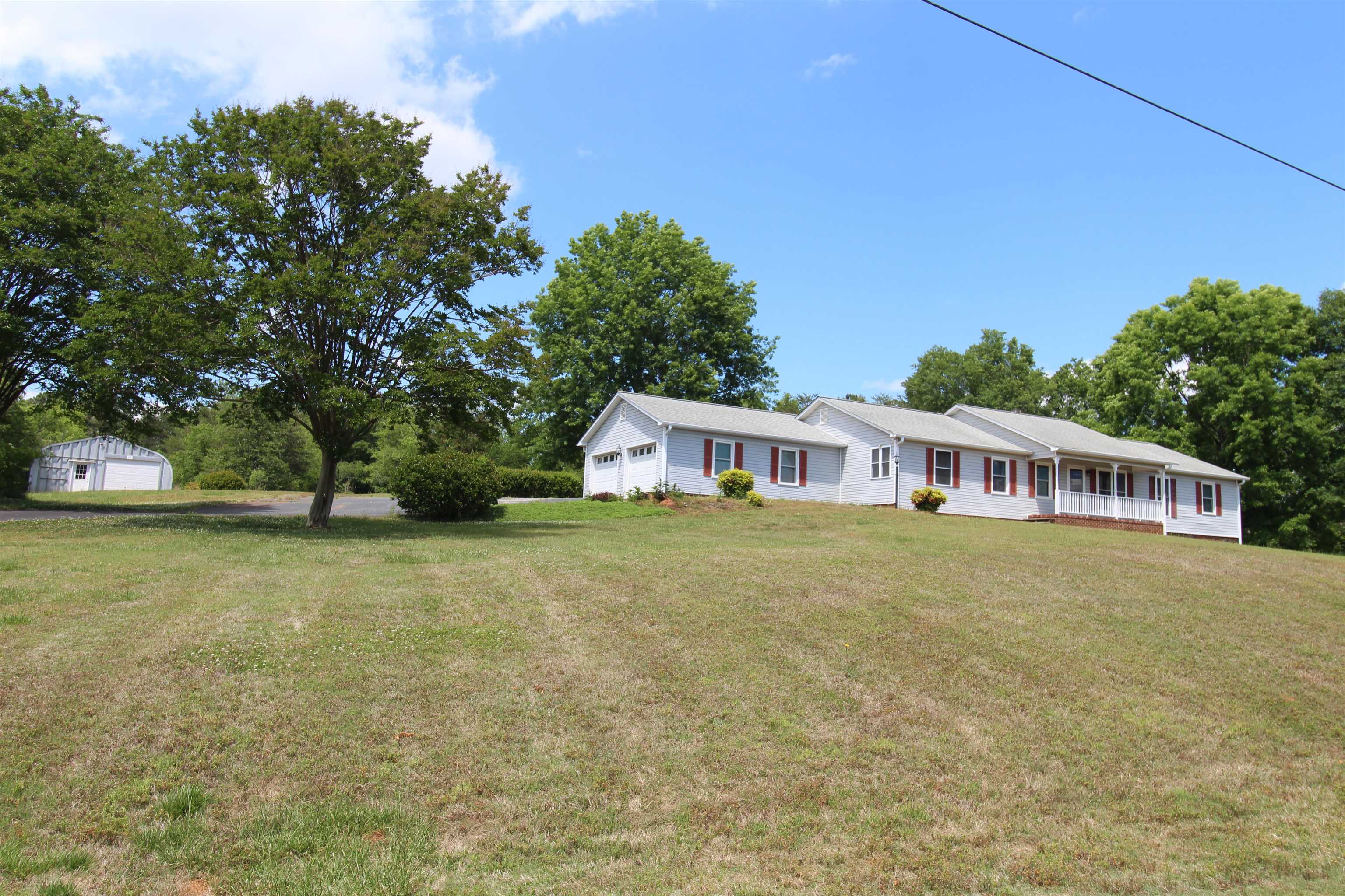 152 Timberlake Drive Inman, SC 29349 - Photo 2 of 46