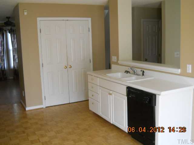 709 Cattail Circle Raleigh, NC 27610 - Photo 3 of 15