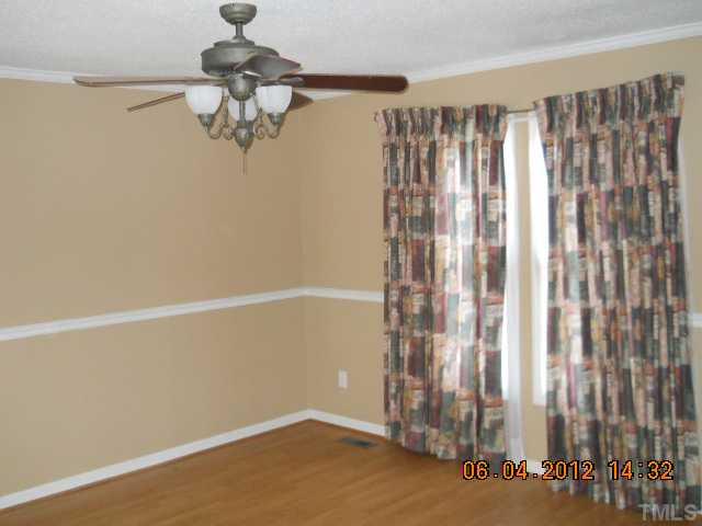 709 Cattail Circle Raleigh, NC 27610 - Photo 4 of 15